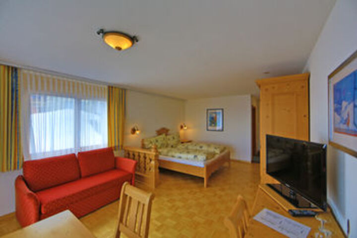 Room 38 of 73