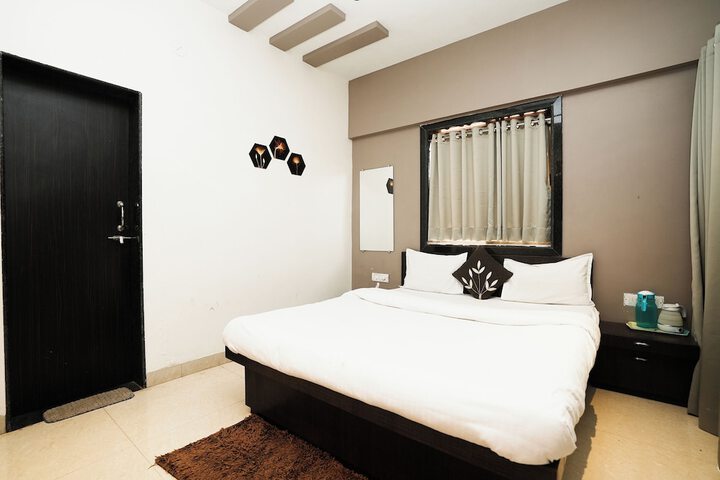 Room 12 of 47