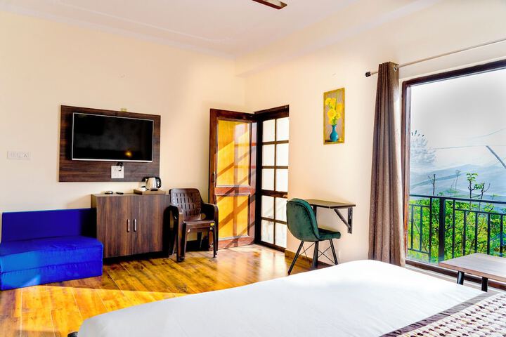 Room 2 of 36