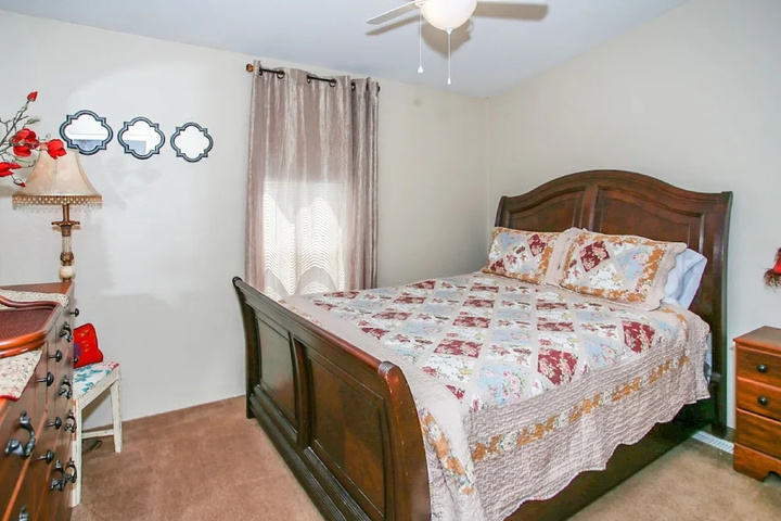 Room 6 of 21