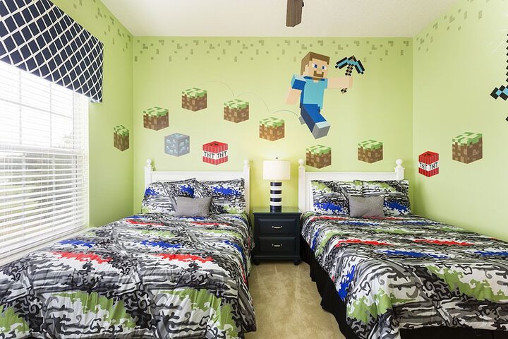 Room 6 of 36