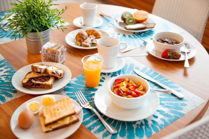 Breakfast meal