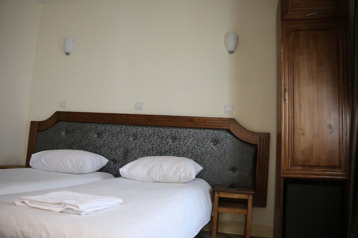 Room 18 of 52