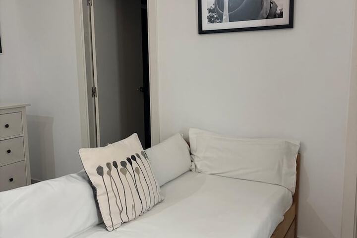 Room 34 of 52