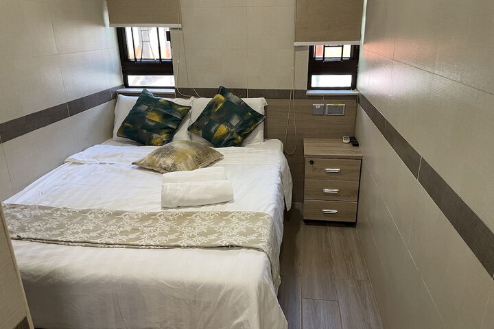 Room 114 of 195