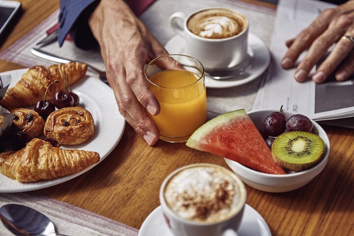 Breakfast/Coffee Service 66 of 88