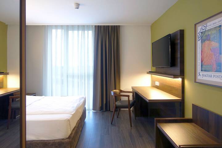 Room 14 of 88