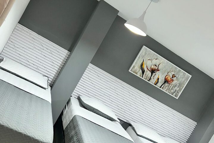 Room 2 of 12