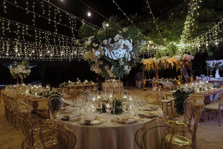 Ballroom/Hall 102 of 131