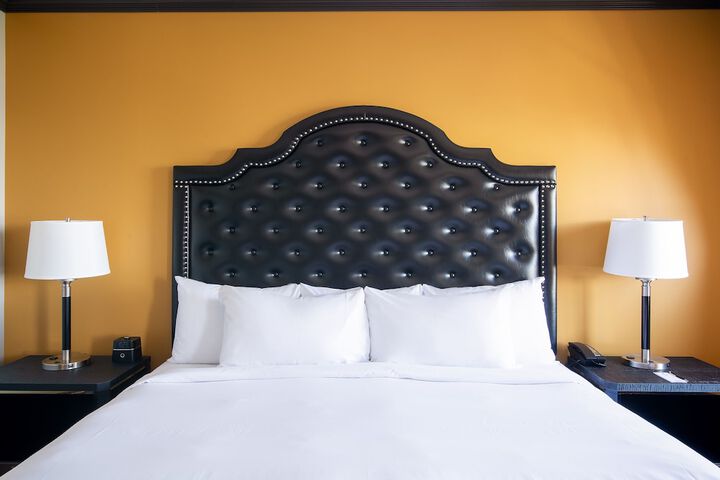 Room 21 of 54