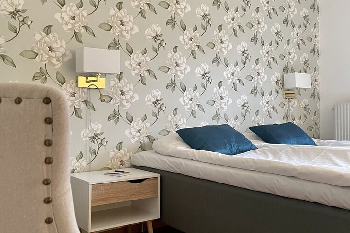 Room 19 of 68