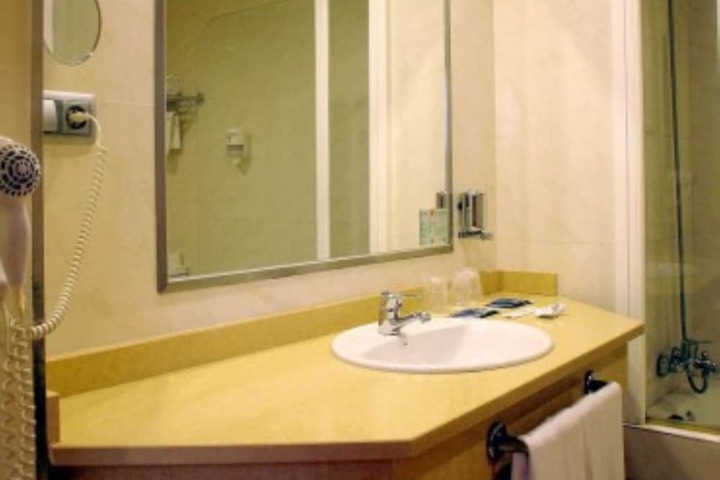 Clean Restrooms