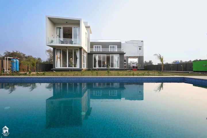 Pool 3 of 6