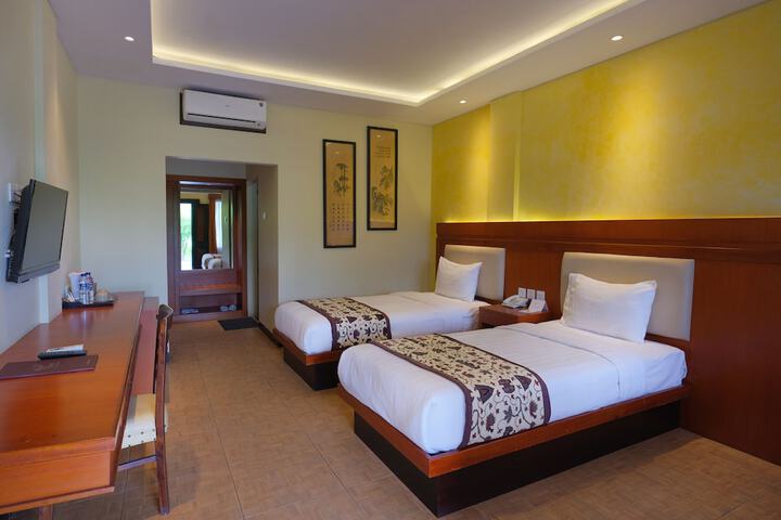 Room 10 of 52