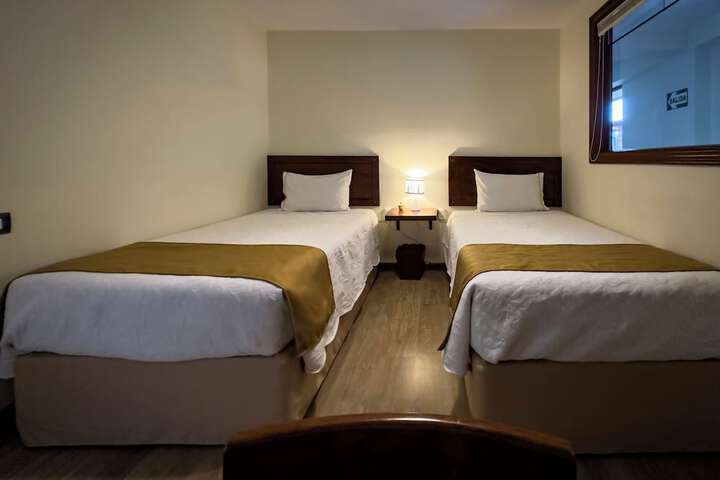 Room 62 of 109