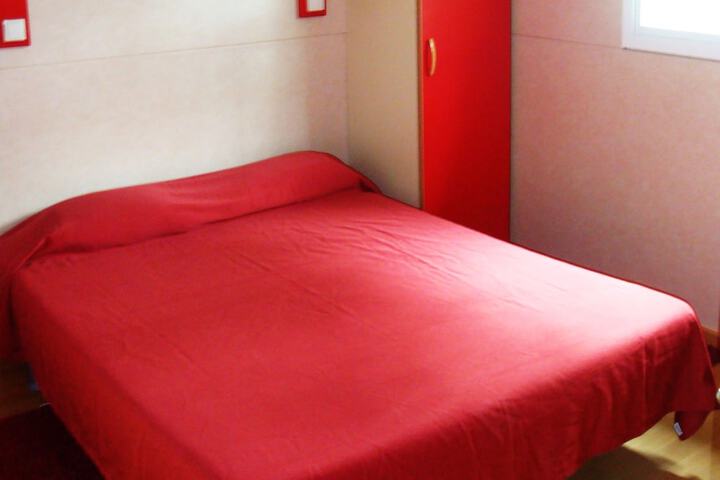 Room 6 of 44