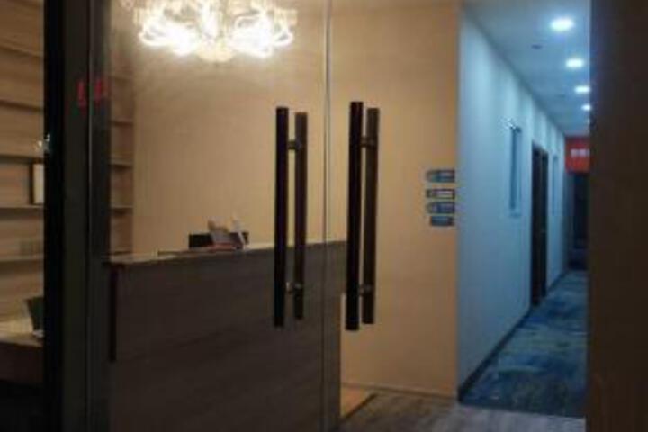 Nana Hotel