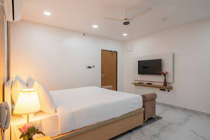 Room 27 of 47