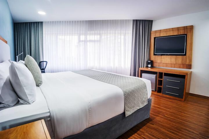 Room 30 of 71