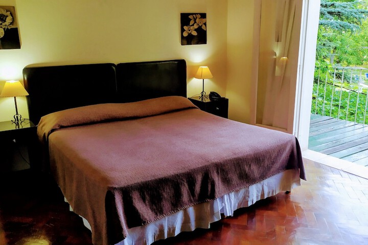 Room 3 of 21