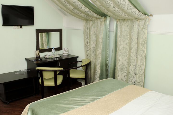 Room 41 of 71
