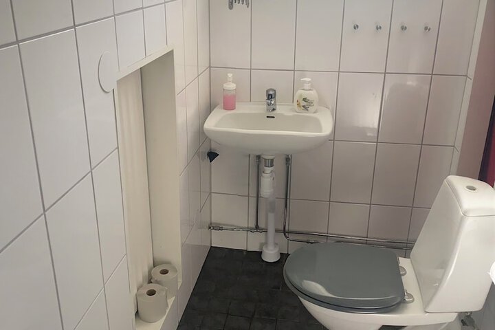 Room 43 of 54