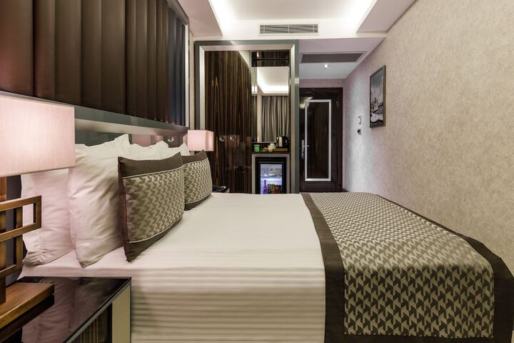 Room 26 of 107