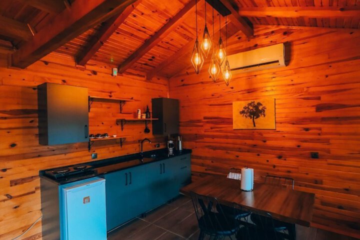 Room 19 of 33