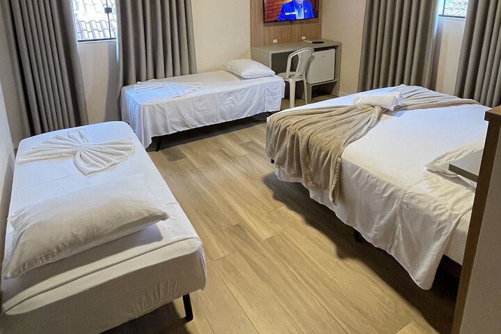 La Roza Hotel and Grill Restaurant