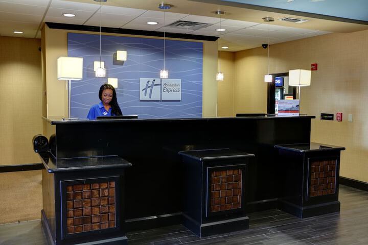 Concierge desk