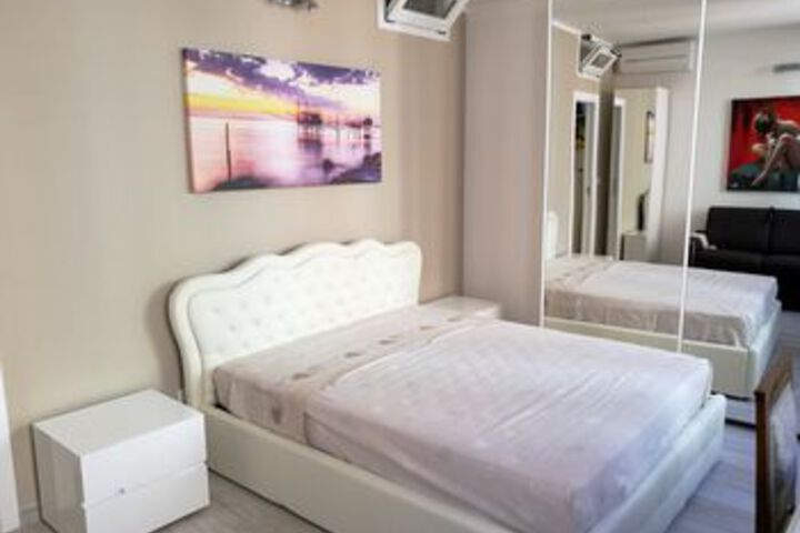 Room 27 of 98