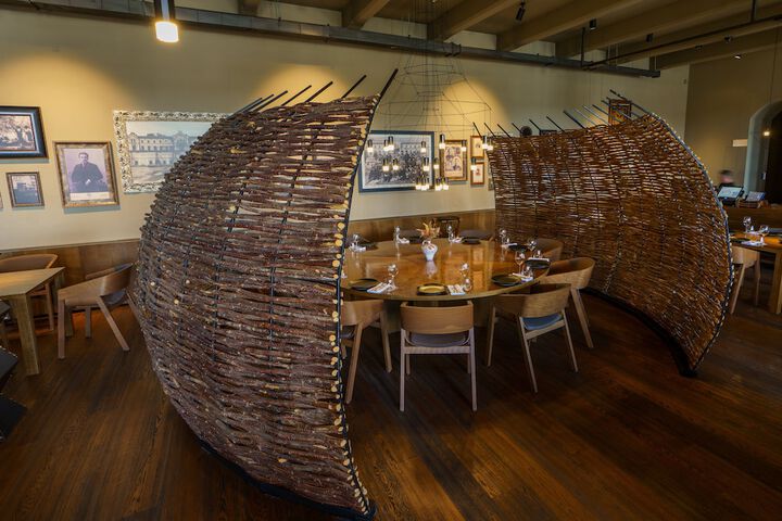 Dining 96 of 129