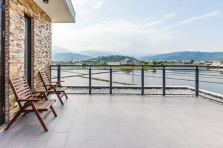 Terrace/Patio 5 of 89