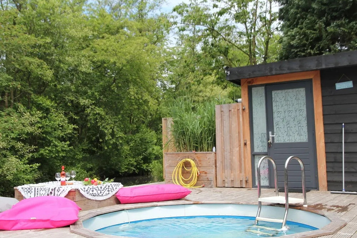 Pool 12 of 19