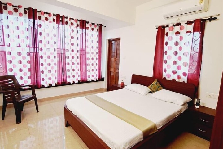 Room 7 of 19