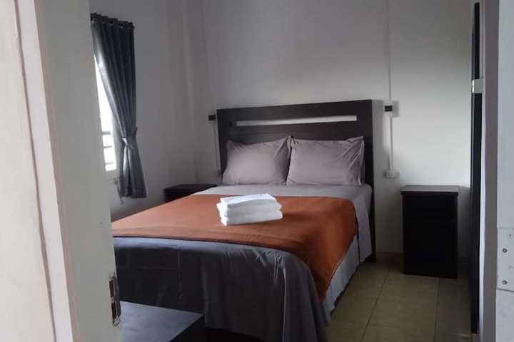 Room 21 of 127