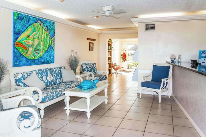 Guest Lobby