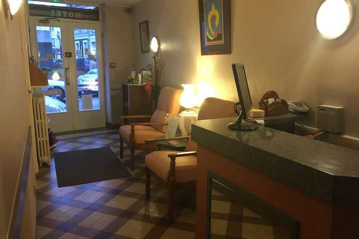 Hotel 3 of 64
