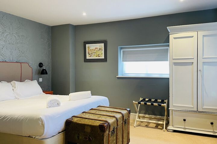 Room 4 of 59