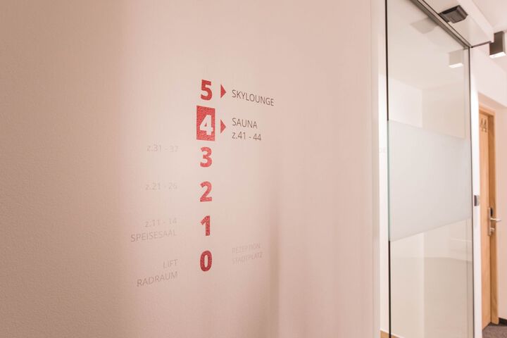 Ballroom/Hall 42 of 47