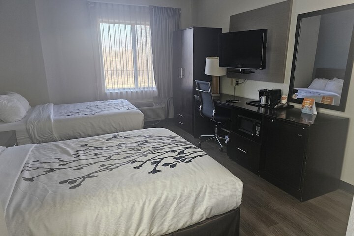 2 Double Beds (2 of 8)