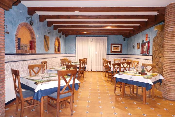 Dining 20 of 41