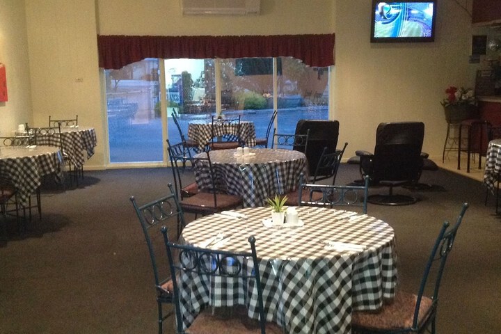 Dining 54 of 69