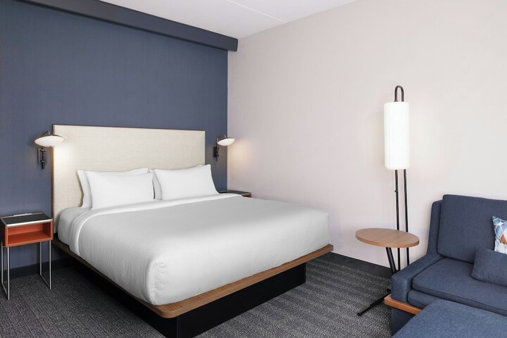 Room 7 of 25