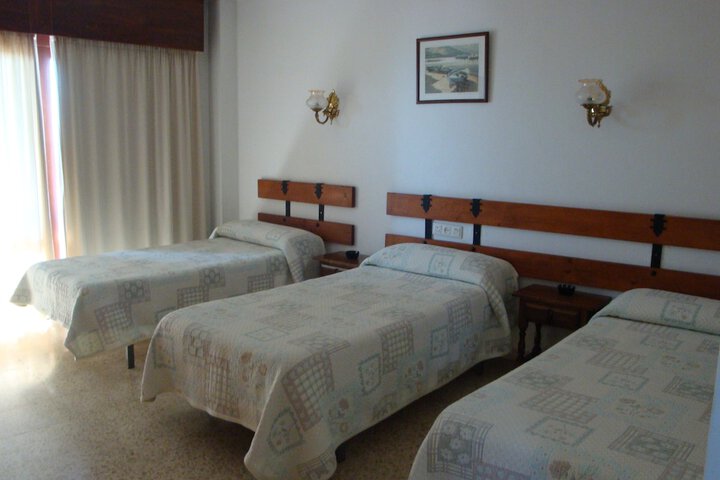 Room 3 of 39