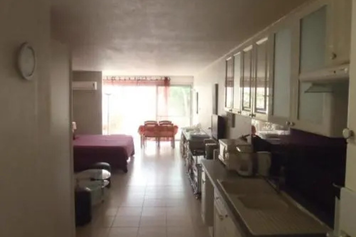 Room 3 of 19