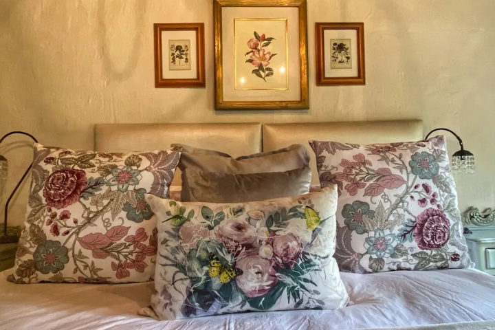 Room 4 of 23