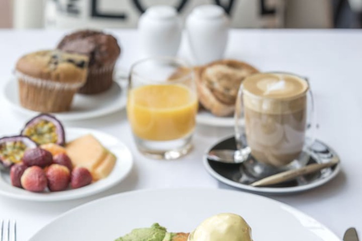 Breakfast/Coffee Service 33 of 40