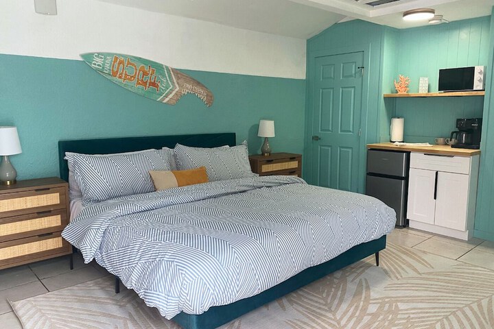 Room 13 of 86