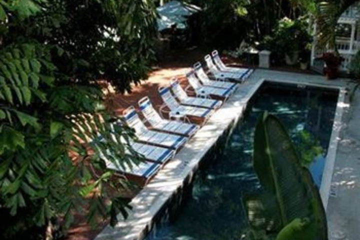 Pool 157 of 171